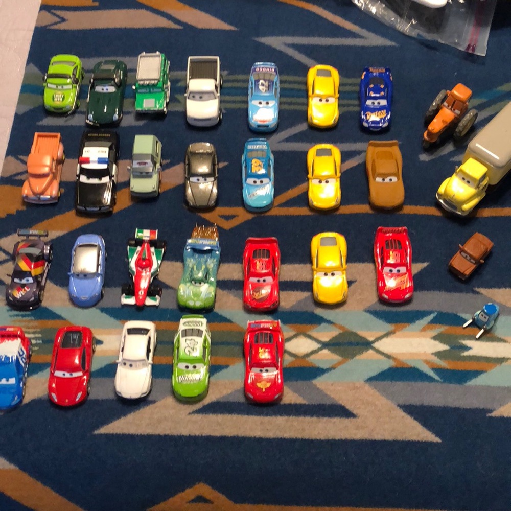 Lot of 30 Disney Cars